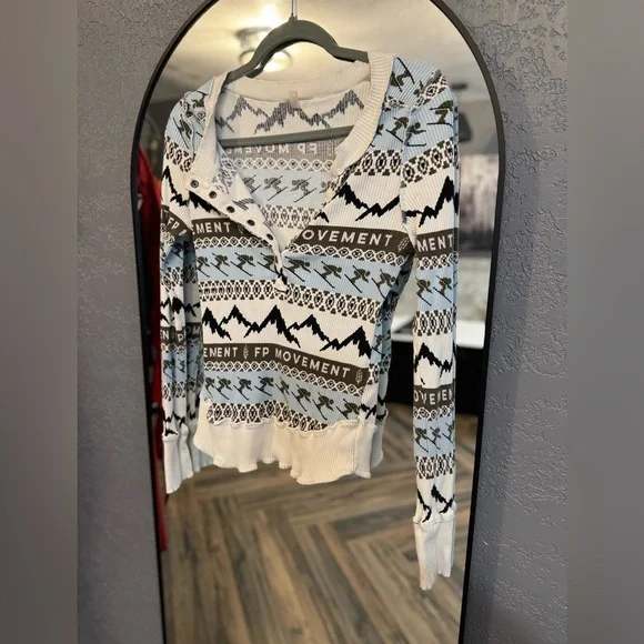 FP Movement Ski Top - Picture 1 of 2